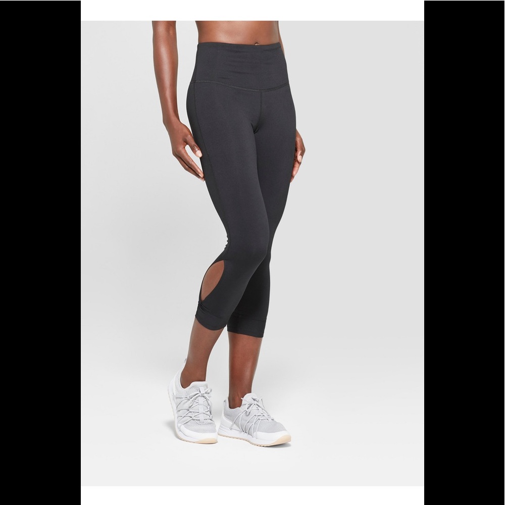 Champions Everyday High Waisted  Capri Legging